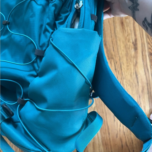 The North Face Borealis Teal Bacpack - Picture 11 of 11